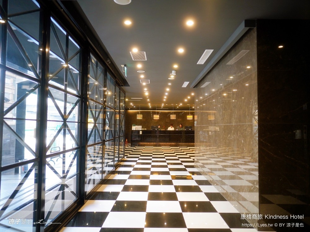 康橋商旅 康橋商旅覺民館 早餐 宵夜 吃到飽 房型 高雄康橋商旅 高雄住宿推薦 高雄平價飯店 親子飯店 kindness hotel