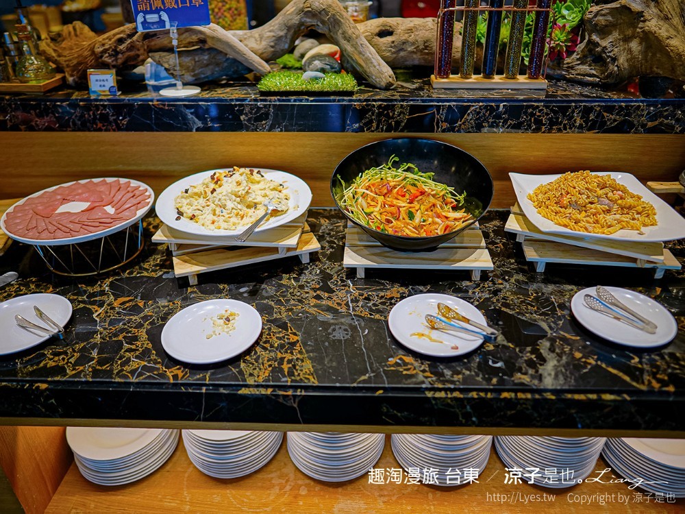 台東住宿 趣淘漫旅台東01 房型 早餐 台東火車站飯店 台東親子飯店 設計旅店 CP值 房價