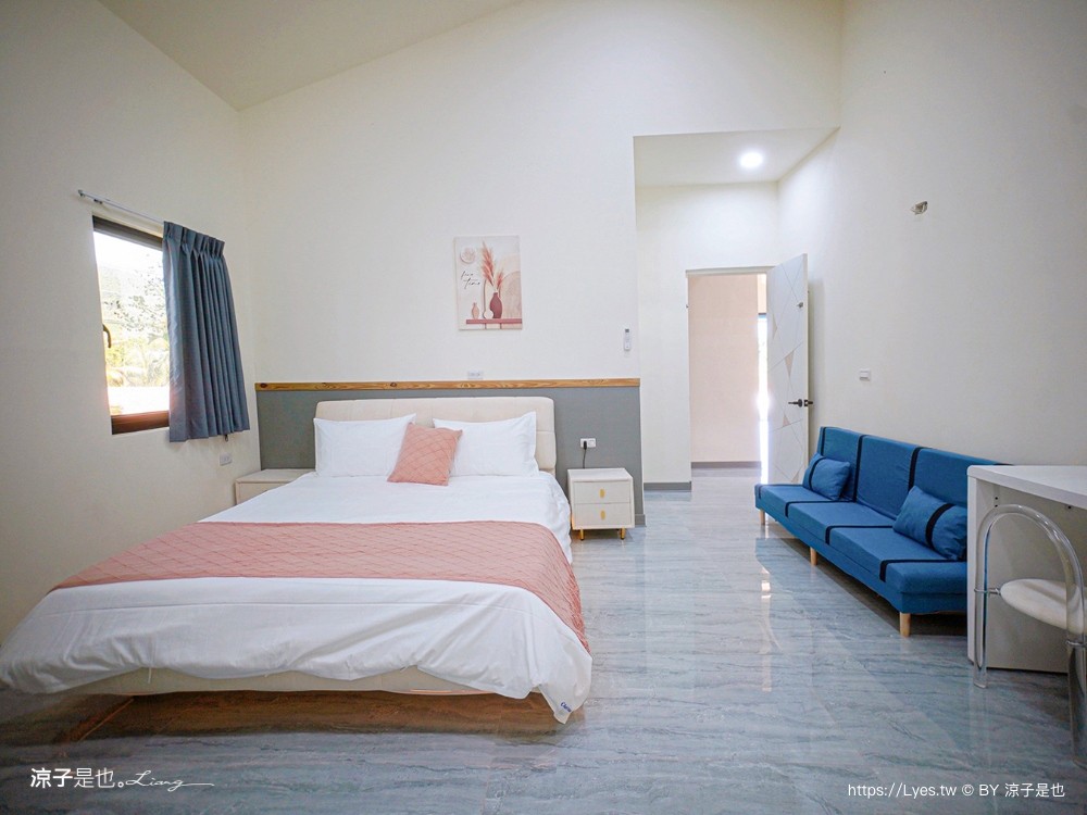 墾丁包棟民宿 屏東住宿 滿州住宿 touch villa 泳池 房型 庭院 卡拉ok 烤肉