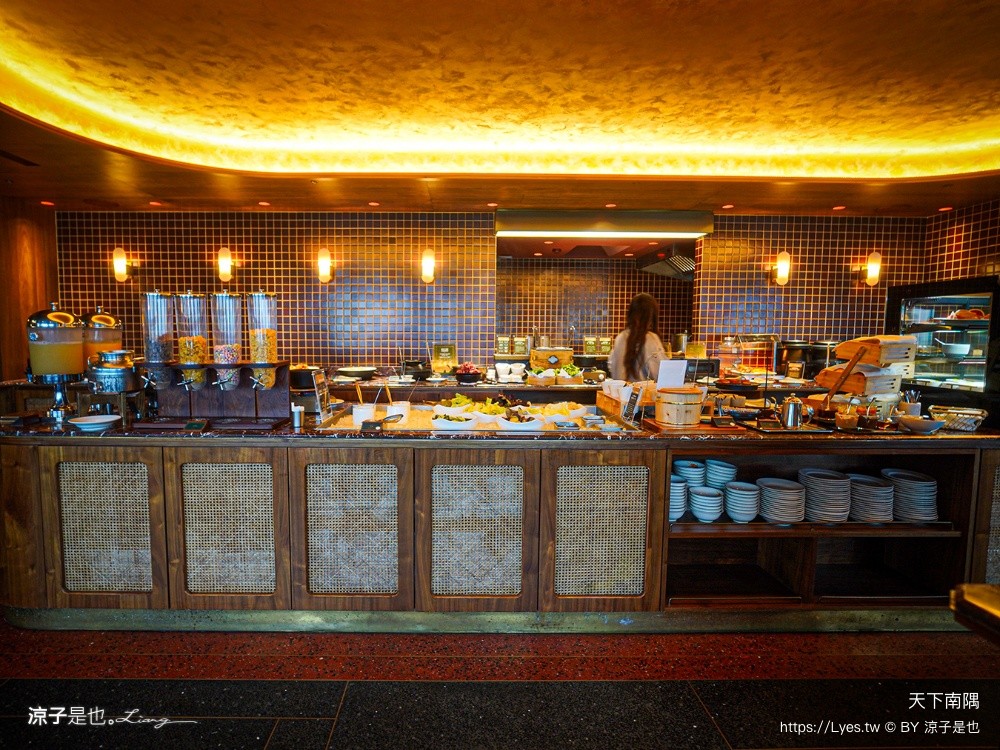 天下南隅 台南飯店推薦 台南住宿 Provintia Hotel 台南設計旅店 圓頂西餐廳 早餐