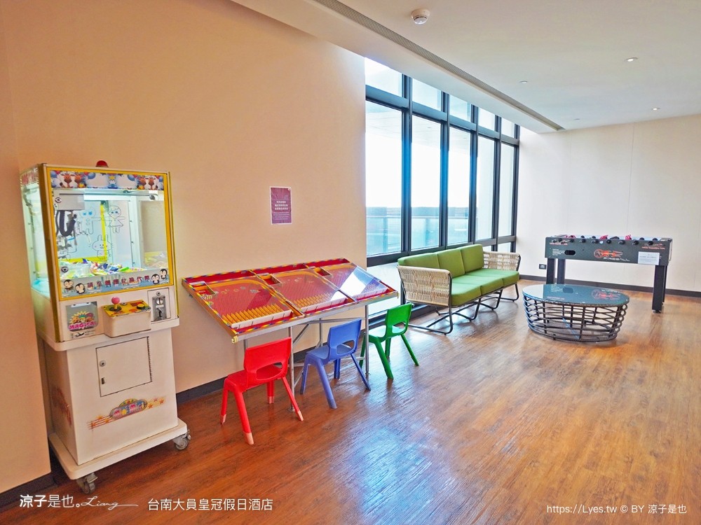 台南 大員皇冠假日酒店 台南安平住宿 親子飯店 泳池 安平 早餐 自助餐 海景房