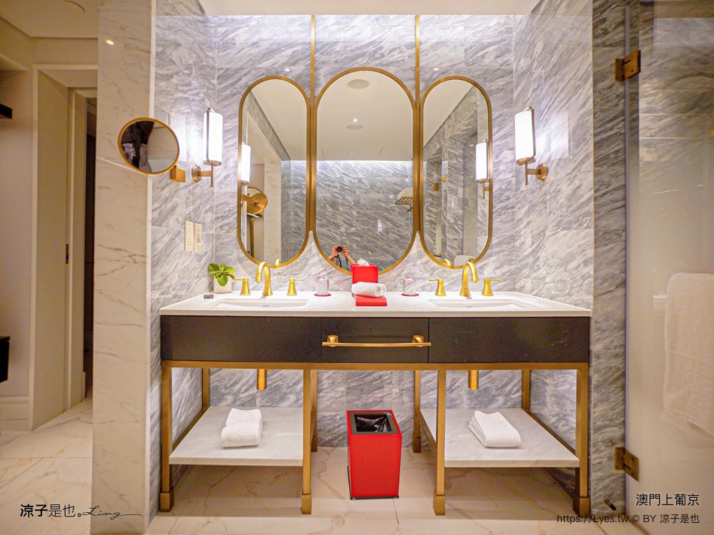 上葡京綜合度假村 澳門飯店推薦 澳門 上葡京酒店 位置 穿梭接泊巴士 早餐 自助山 buffet 泳池 房價 親子住宿 兒童設施