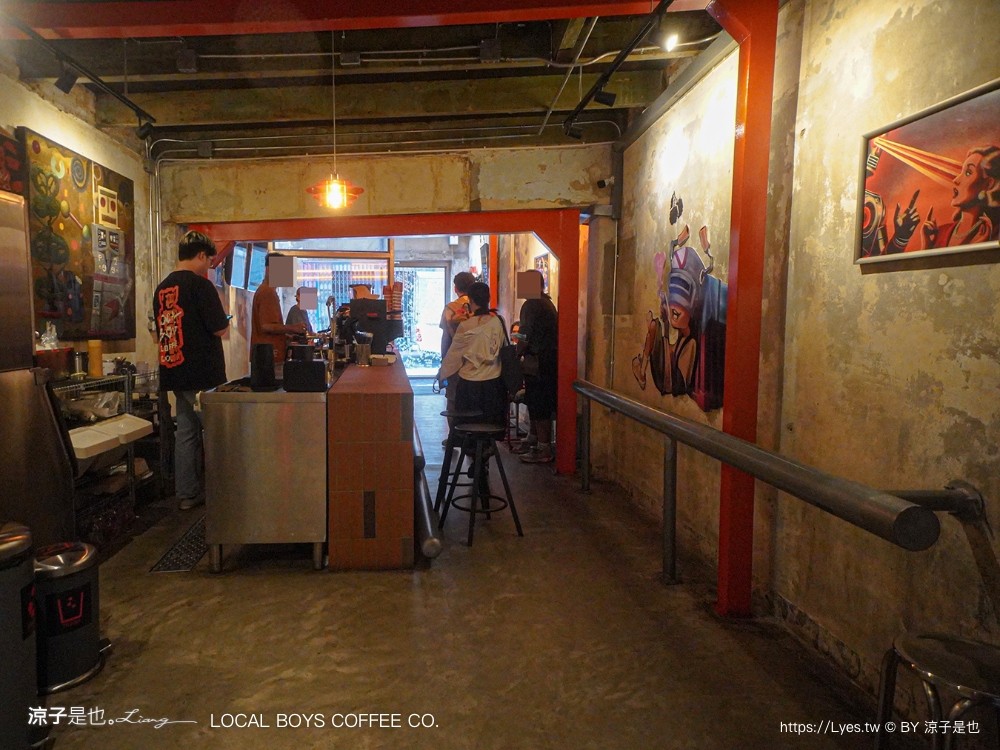 local boys coffee 曼谷咖啡 song wat 曼谷景點 泰國咖啡館推薦 易開罐咖啡 打卡景點 中國城景點 嵩越路
