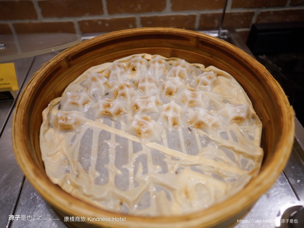 康橋商旅 康橋商旅覺民館 早餐 宵夜 吃到飽 房型 高雄康橋商旅 高雄住宿推薦 高雄平價飯店 親子飯店 kindness hotel