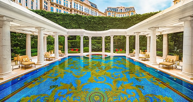 凡賽斯 澳門 Palazzo Versace Macau 上葡京綜合度假村 澳門飯店推薦 穿梭接泊巴士 早餐 自助山 buffet 泳池 房價 親子住宿 兒童設施