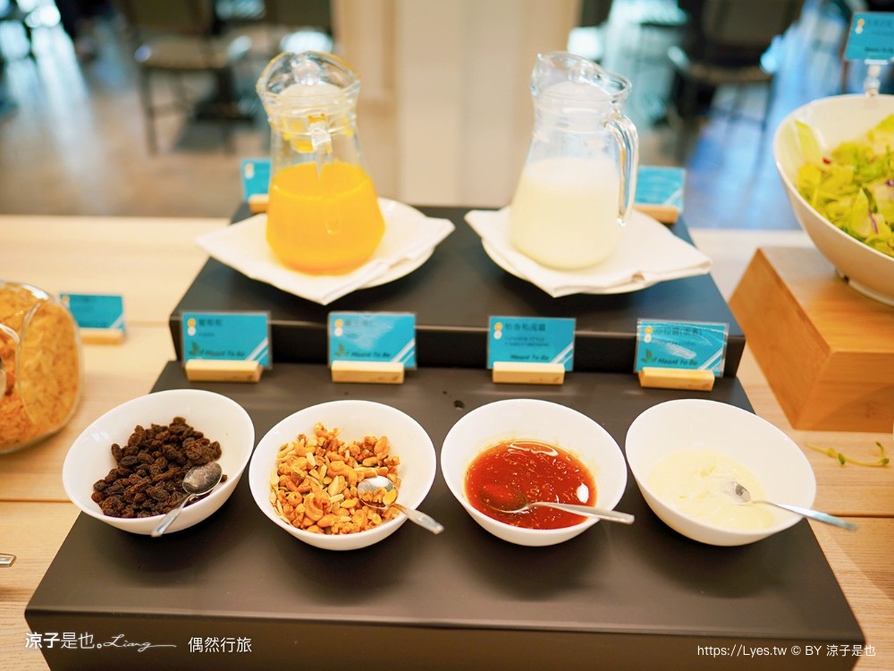 偶然行旅 嘉義飯店 文化路夜市旁 嘉義平價住宿 四人房 車場 文化鹿行旅 房價評價