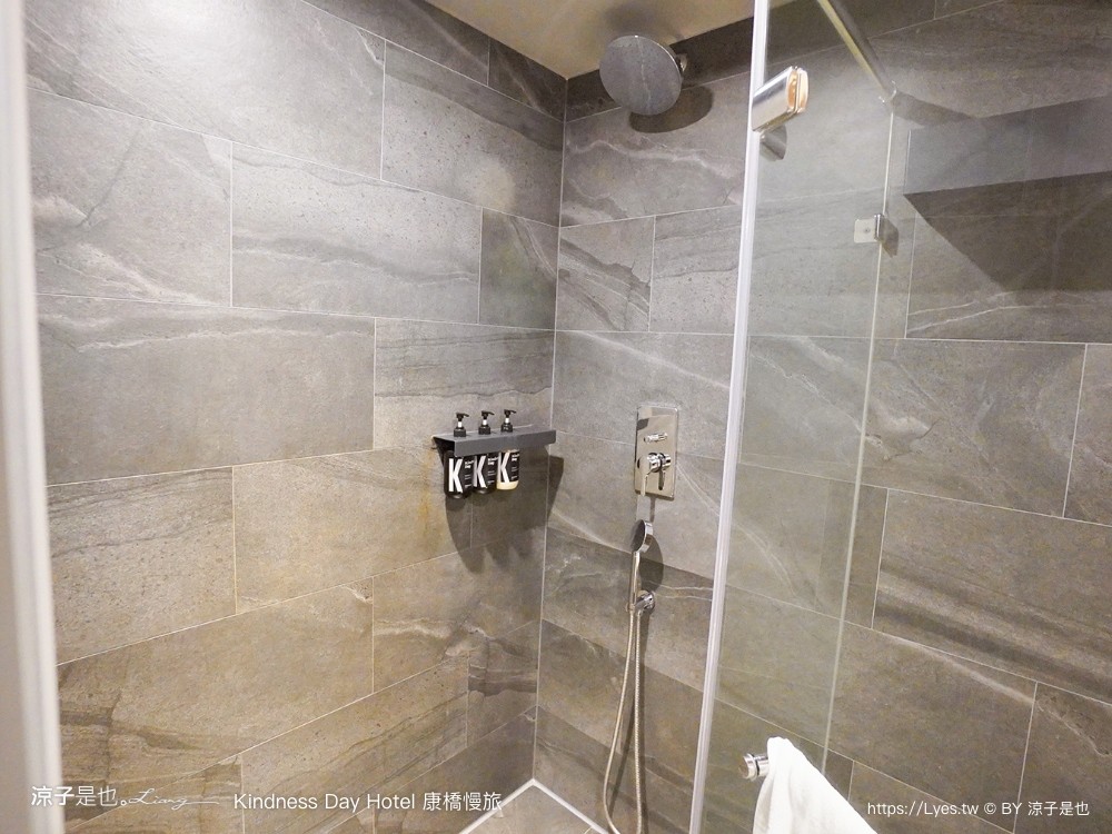 康橋慢旅 台南飯店 CP值 房型 早餐 零食 宵夜 吃到飽 洗衣烘依免費 文青飯店 台南親子住宿