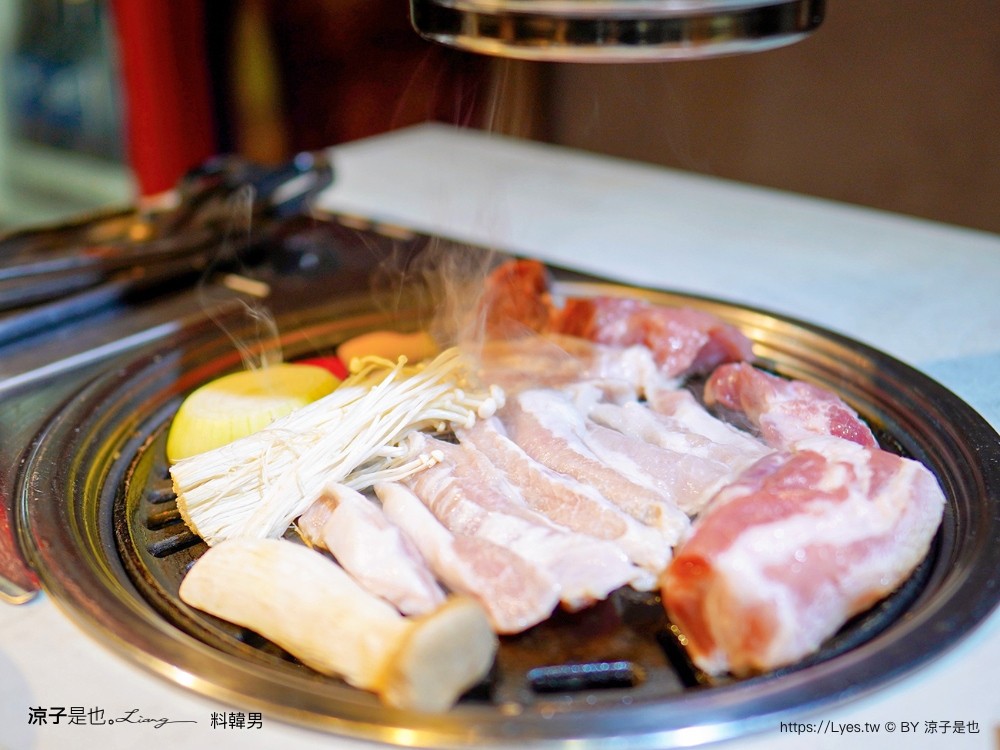 料韓男 菜單 台中美食 韓國熟成烤五花肉 北屯燒烤餐廳 專人代烤 韓式烤肉推薦