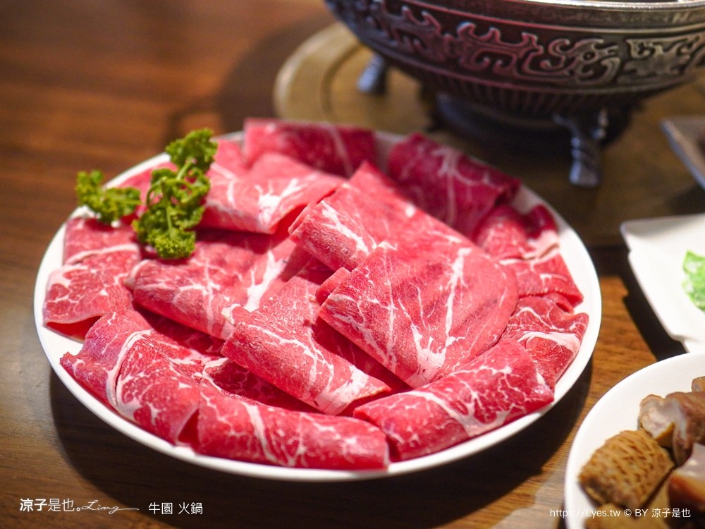 牛園火鍋 台南安平店 菜單 台南火鍋 麻辣鍋 海鮮火鍋 沙嗲鍋 聚餐餐廳 台南壽星優惠 台南安平美食推薦