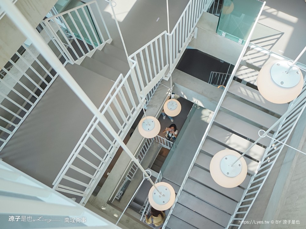 南埕衖事 菜單 2022台南爆紅景點 森林系網美 冰淇淋店 伴手禮 飯店改建 日本建築大師 藤本壯介 迷路