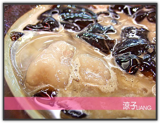 台中仙草凍大拚比-瑪露蓮仙草凍V.S鮮芋仙仙草凍