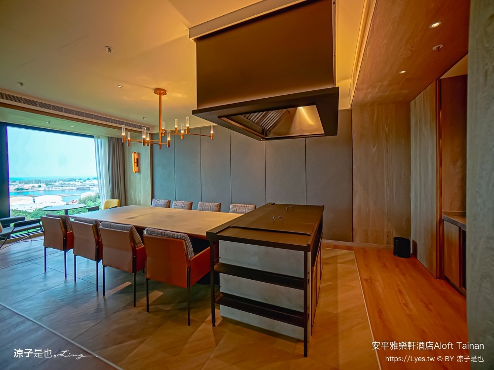 台南安平雅樂軒酒店 台南住宿 台南親子飯店推薦 房型 早餐 兒童遊戲室 健身房 高空酒吧 頂樓夜景 萬豪酒店