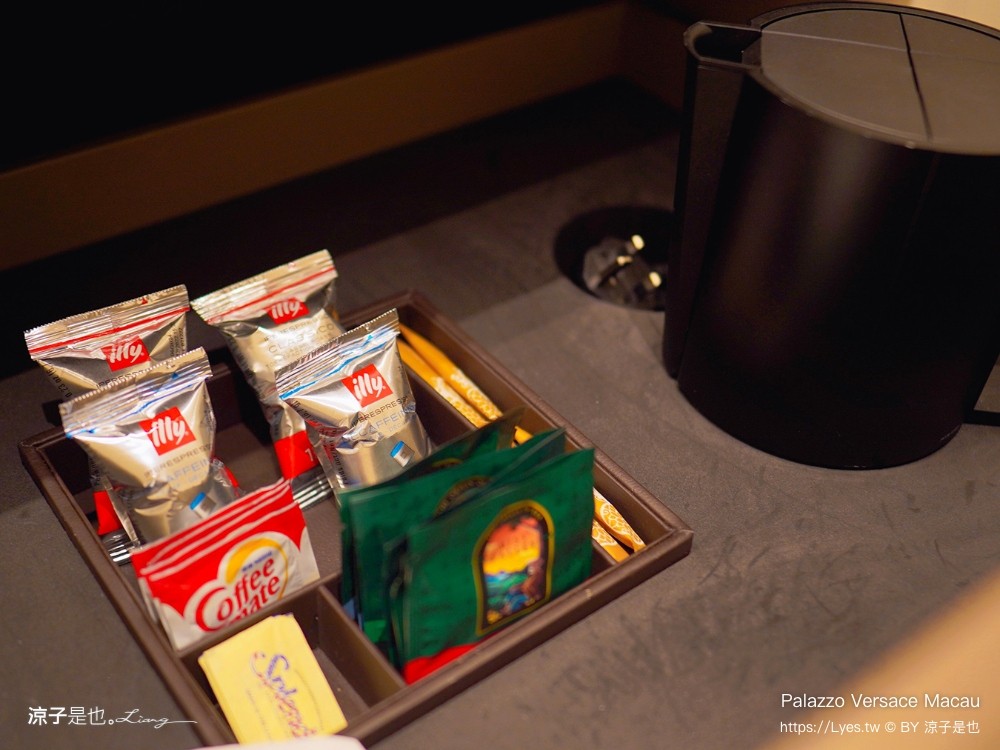 凡賽斯 澳門 palazzo versace macau 上葡京綜合度假村 澳門飯店推薦 穿梭接泊巴士 早餐 自助山 buffet 泳池 房價 親子住宿 兒童設施