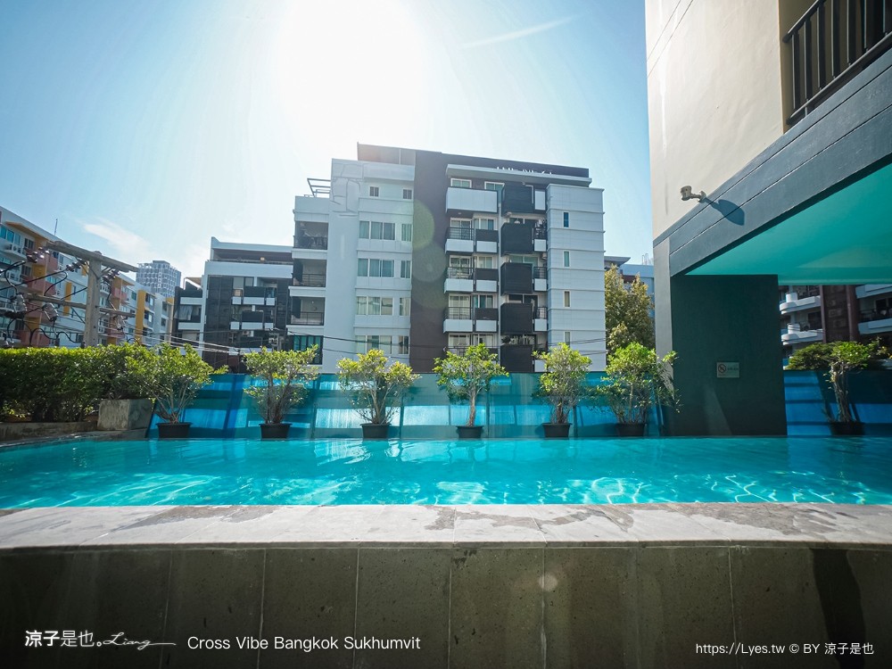 曼谷住宿 Cross Vibe Bangkok Sukhumvit 泰國飯店 四星級 親子飯店推薦 bts on nut 公寓式旅店 房價 交通 素坤逸