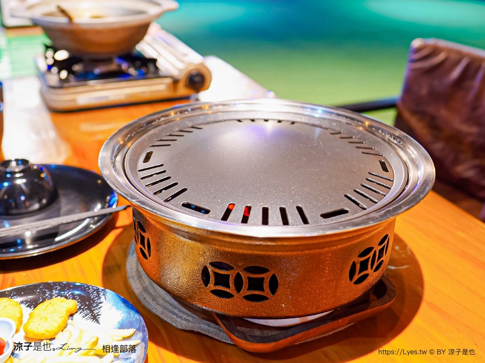 相逢部落 南投豪華露營 價位 懶人露營 一泊三食 調酒無限暢飲 和牛燒肉 龍蝦火鍋 訂房 評價