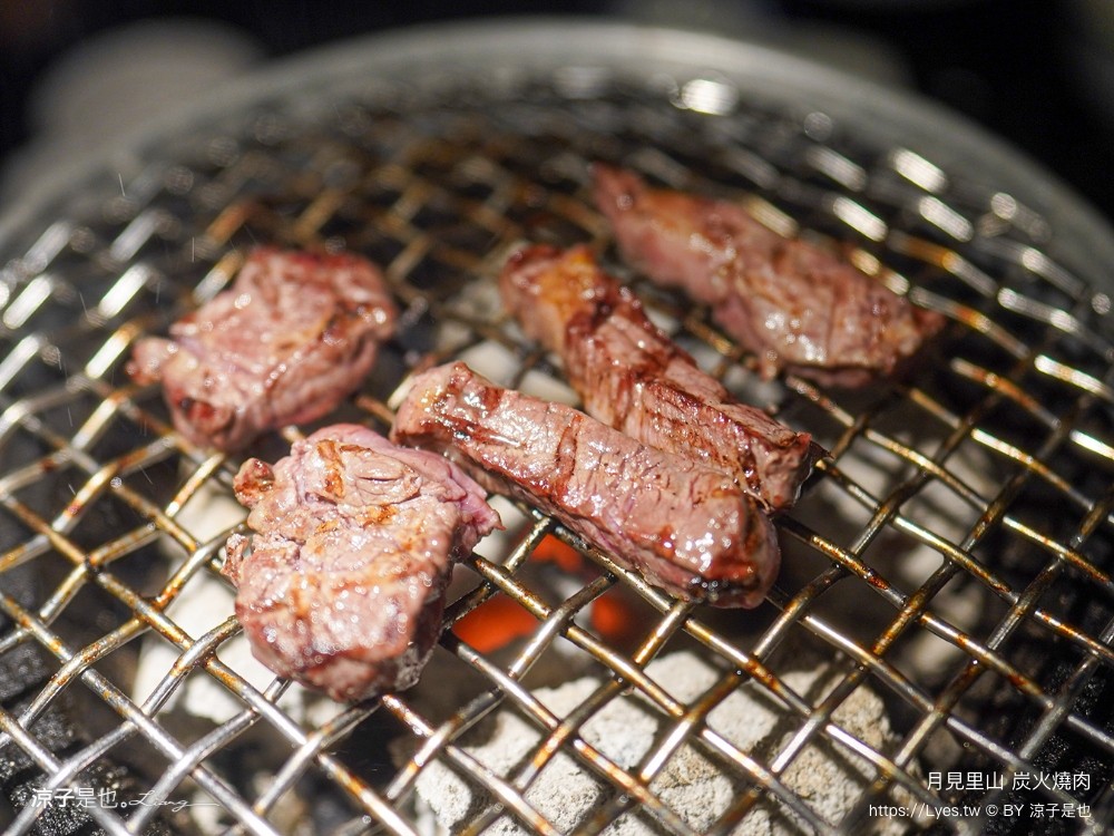 月見里山炭火燒肉 匠屋 菜單 台中燒肉 台中北屯美食 台中燒肉推薦 北屯美食 和牛燒肉 台中景觀餐廳 慶生優惠 當日壽星