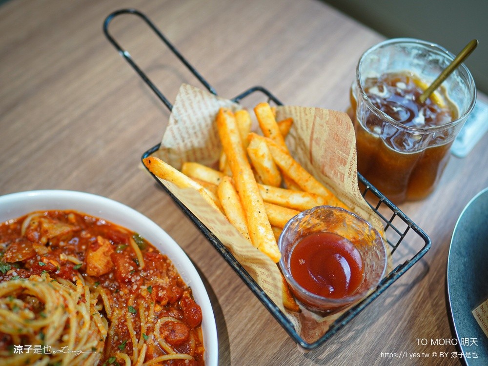 TO MORO 明天 台中早午餐 北屯新開幕 台中美食 台中北屯餐廳 文青咖啡館