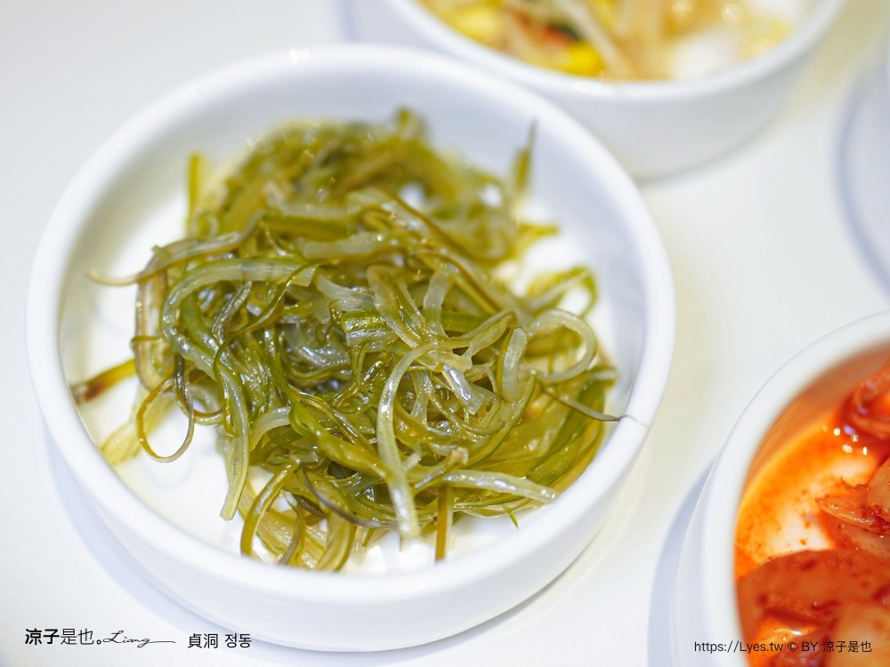 貞洞 菜單 台中韓式料理 韓國人 逢甲夜市美食 豬肉湯飯 海鮮煎餅 馬鈴薯燉排骨湯、辣炒魷魚 醃烤豬肉