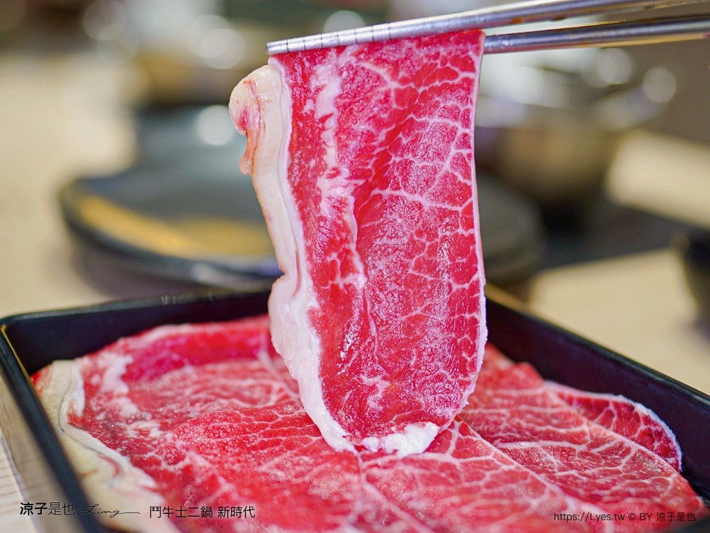 鬥牛士二鍋 菜單價位 台中 火鍋吃到飽 壽喜燒 台中新時代餐廳 生日 訂位 cp值 平價火鍋