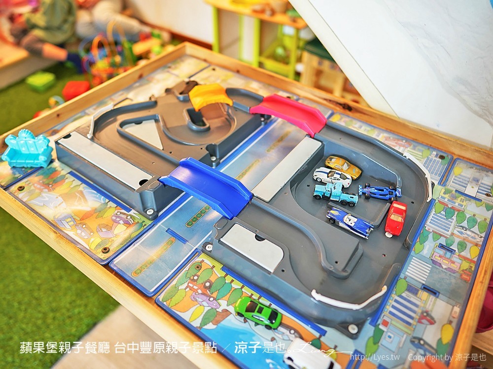 蘋果堡親子餐廳 台中豐原親子景點