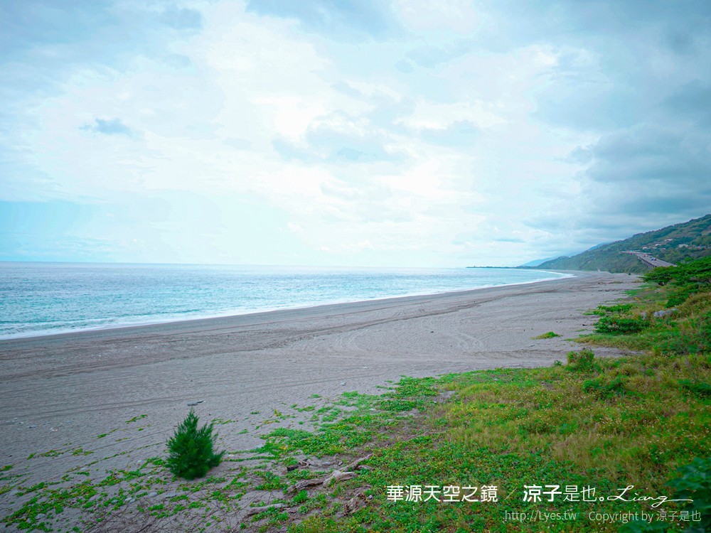 華源海灣 天空之鏡 台東景點 華源觀景台 漂流木愛心 網美水池 太麻里景點 秘境水塔
