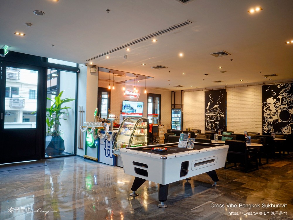 曼谷住宿 Cross Vibe Bangkok Sukhumvit 泰國飯店 四星級 親子飯店推薦 bts on nut 公寓式旅店 房價 交通 素坤逸