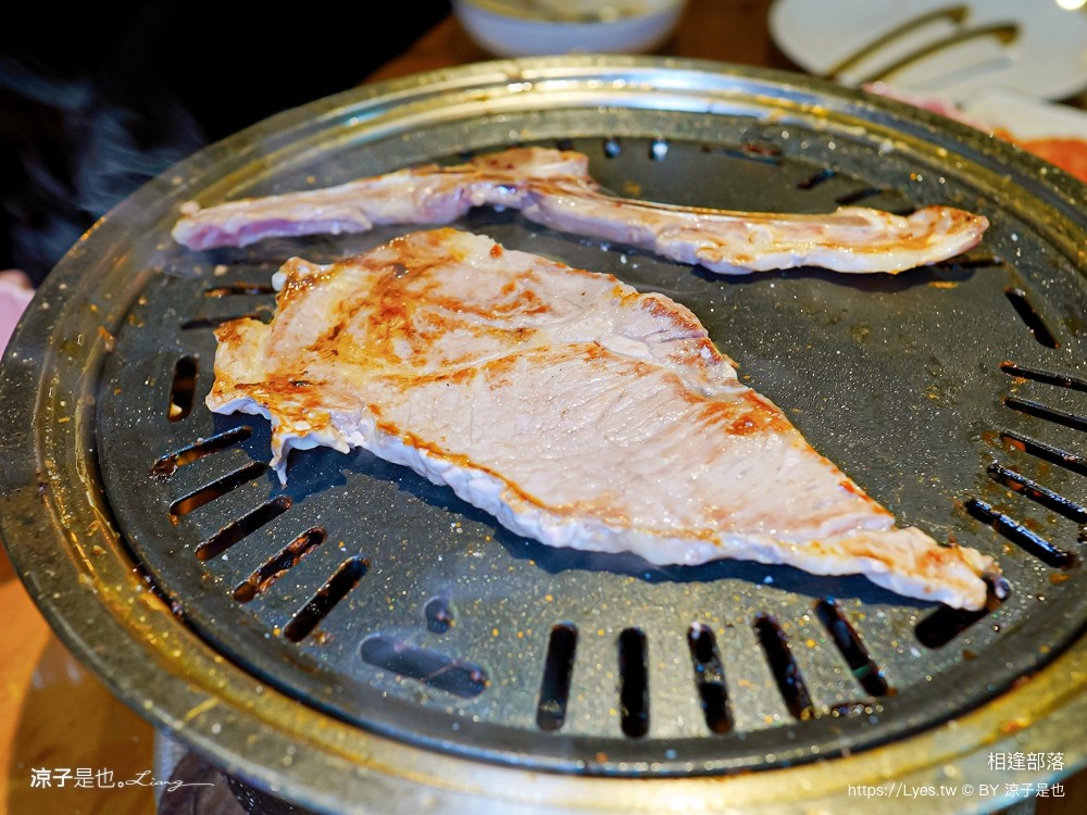 相逢部落 南投豪華露營 價位 懶人露營 一泊三食 調酒無限暢飲 和牛燒肉 龍蝦火鍋 訂房 評價