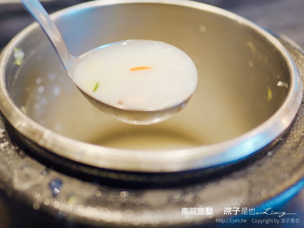 南院旅墅 嘉義住宿飯店推薦 CP值 早餐 地址 交通 雙人房 泳池