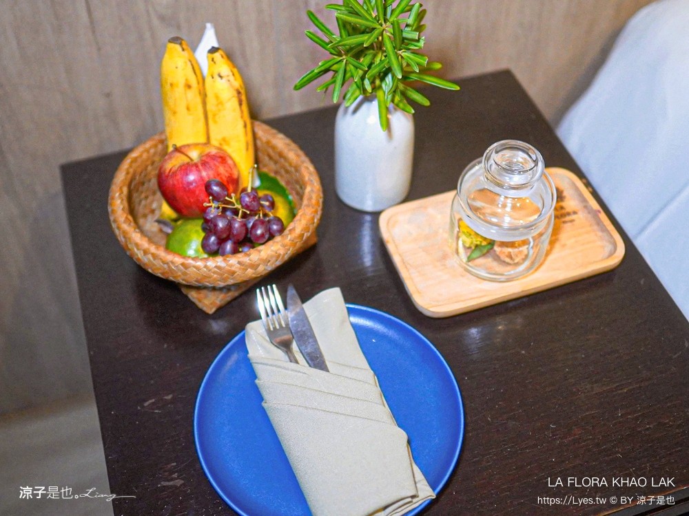 la flora khao lak 泰國攀牙 飯店推薦 泳池住宿 泰國五星級飯店 海景 沙灘 考拉 渡假村推薦