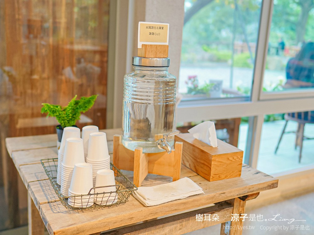 樹耳朵 菜單 台南關仔嶺 甜點咖啡館 景觀餐廳 白河 檸檬塔 假日限定 森林系