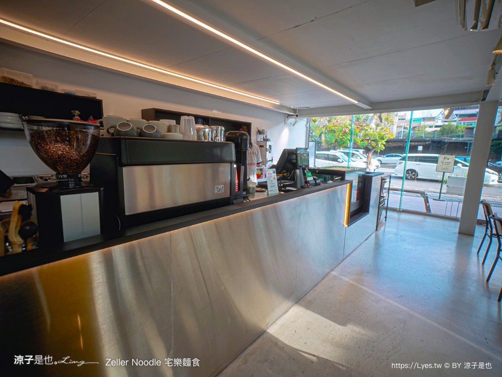 宅樂麵食 zeller noodle 台中美食 牛肉麵 菜單 宅樂建國店 露營風早午餐 網美文青 麵食小吃