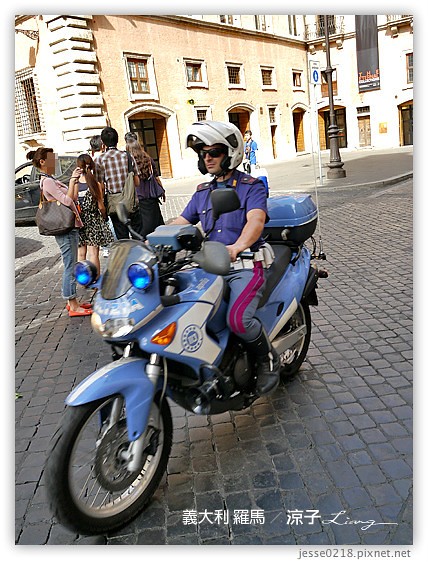 義大利蜜月-羅馬(羅馬競技場、許願池、萬神殿、西班牙階梯) & 羅馬夜遊- Day9 義大利景點