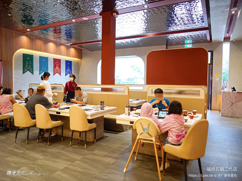 嗑肉石鍋 北屯軍福店 全新二代店 台中火鍋吃到飽推薦 蔬菜 火鍋料 飲料 冰品自助吧 buffet