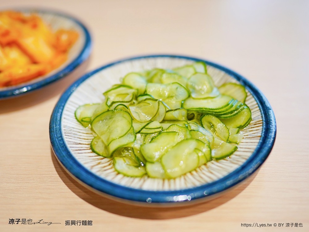 振興行麵館 菜單 中友百貨美食 台中科大小吃 一中街商圈 中國醫美食 文青小店