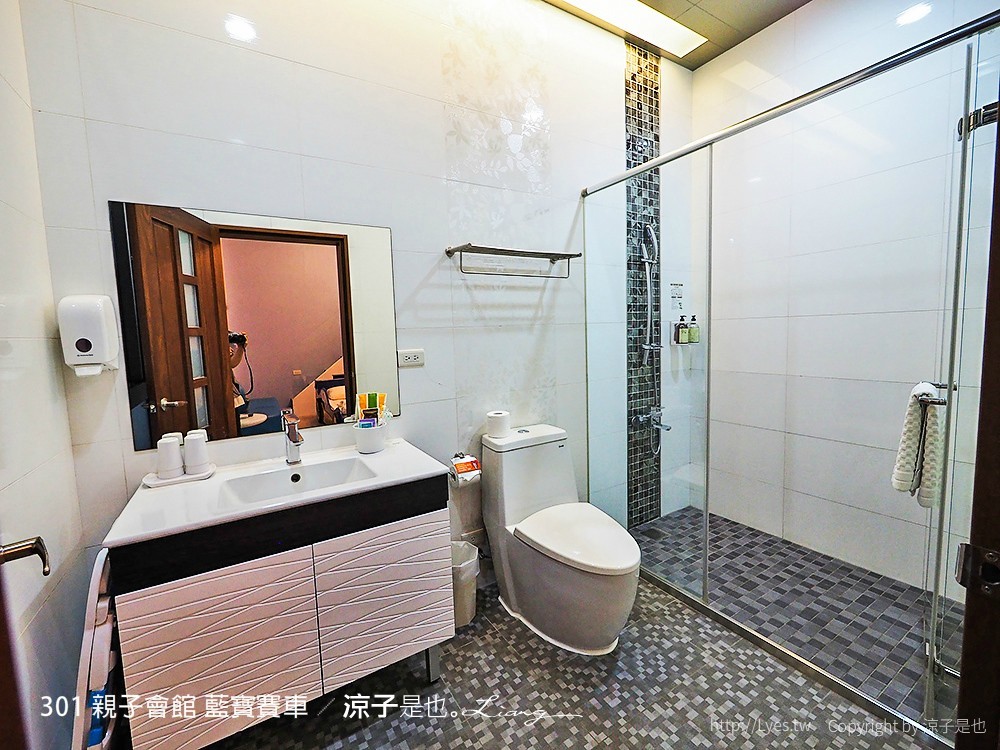 301 親子會館 藍寶賽車