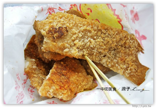 台中-一中街必吃美食小吃 一中街雞排、滷味、麵食、烙餅、沙威瑪、飯團、飲料冰品大集合