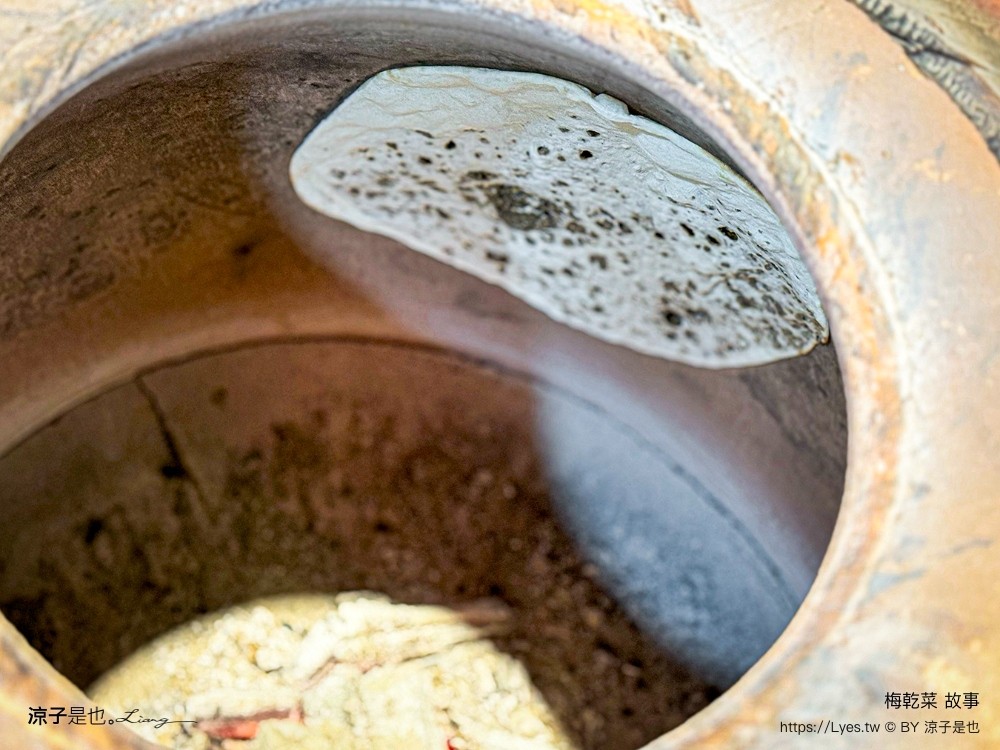 梅乾菜故事 逢甲夜市小吃 台中美食 梅乾菜餅 鍋盔 特色小吃 必吃 廈門美食
