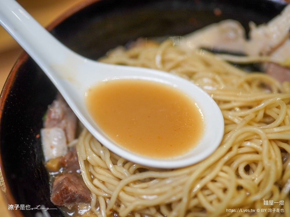 麵屋一燈 台中拉麵 菜單 勤美誠品 餐廳推薦 日本東京沾麵 公益路美食 日本拉麵名店 冠軍沾麵