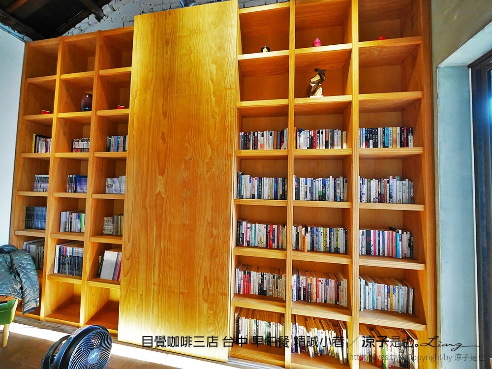 目覺咖啡三店 台中 早午餐 精誠小巷