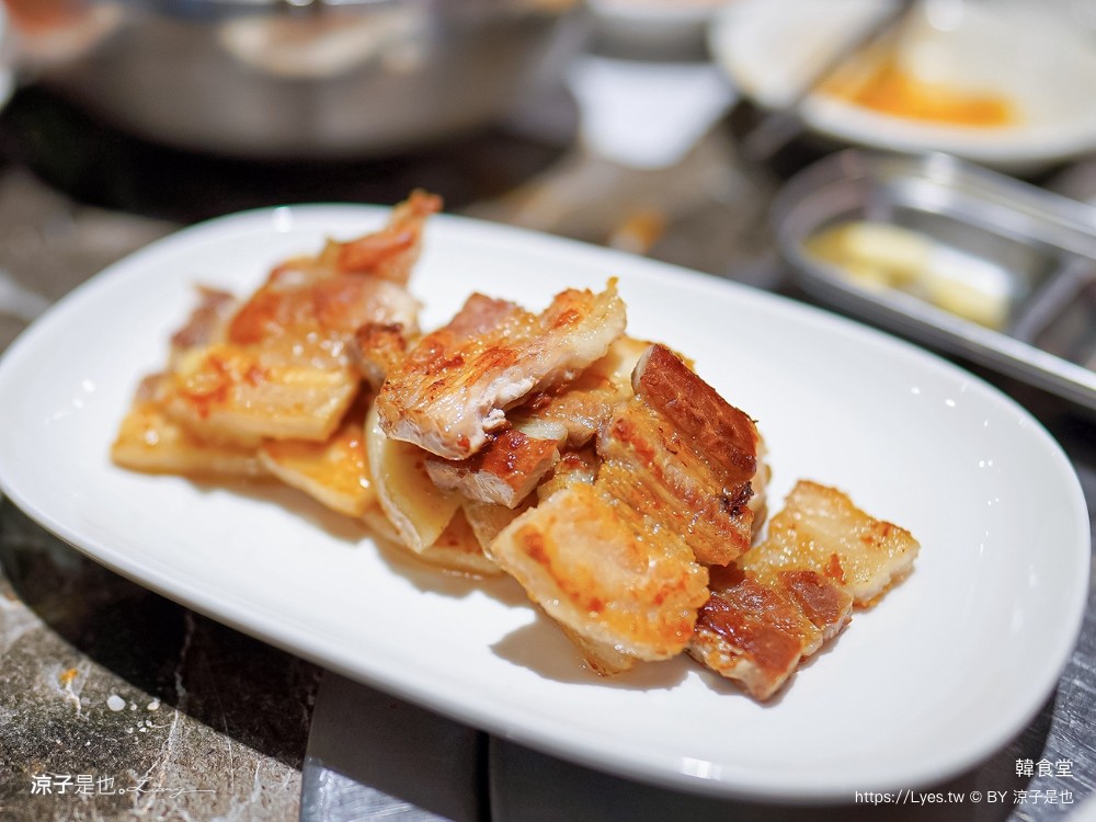韓食堂 菜單 台北美食 韓式料理 韓國豬腳 水涼麵 辣豆腐鍋 推薦 松山 南京復興站