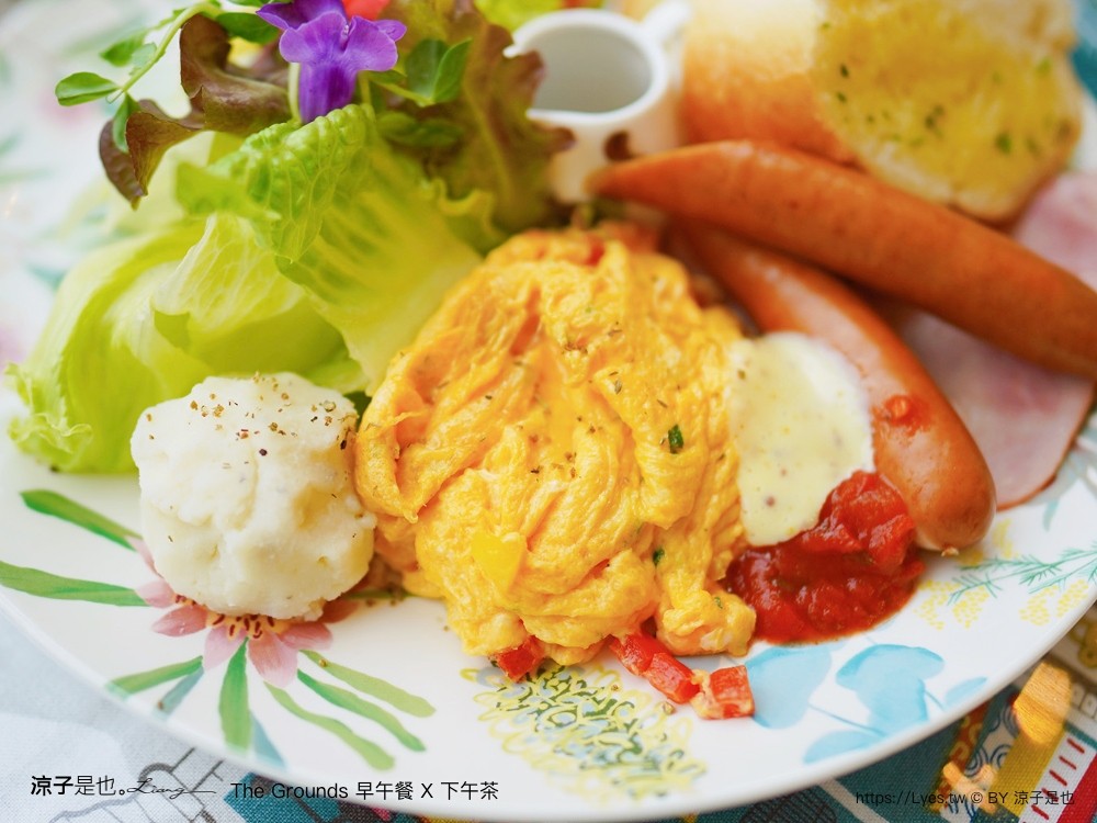 the grounds 菜單 屏東美食 早午餐 下午茶 玻璃屋 屏東景觀餐廳 老屋改建 庭園餐廳 ig打卡