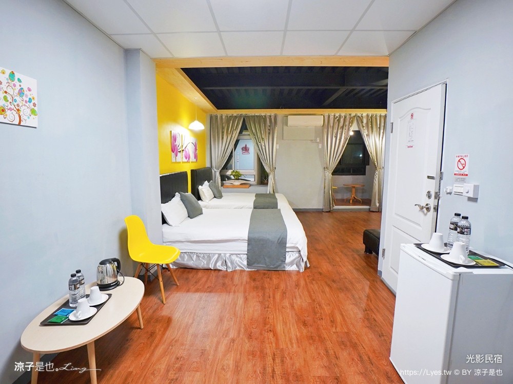 光影民宿 嘉義住宿推薦 布袋民宿 房型 雙人房 四人房 背包客