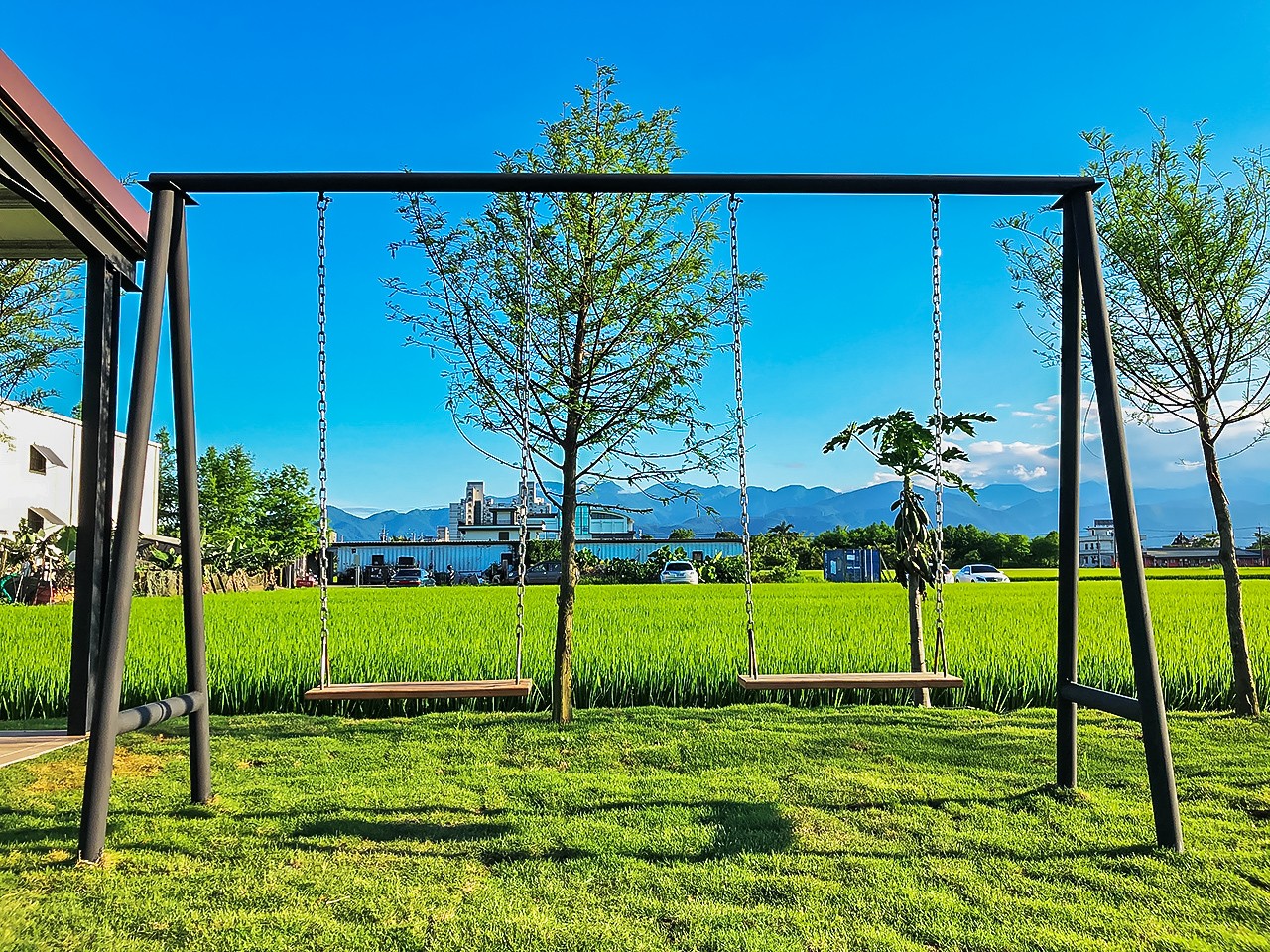 宜蘭-蜜雪蓮親子城堡 全新五結民宿 溜滑梯房型可以盡情玩 還有遊戲室、電動車、戲沙玩水池