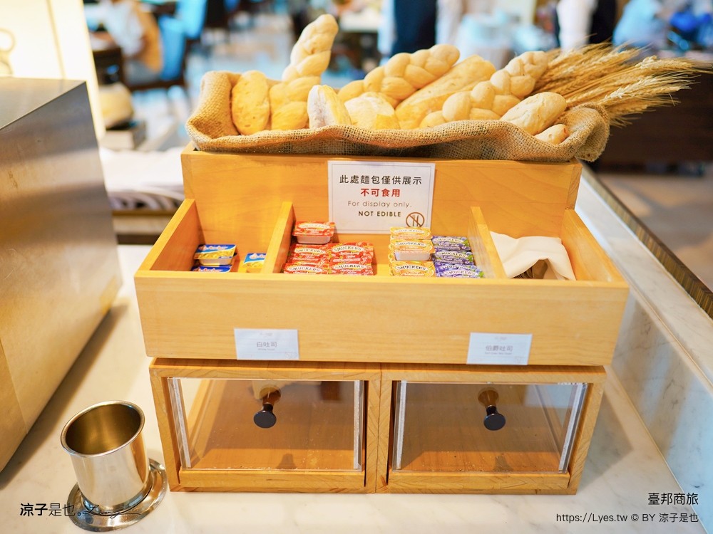 臺邦商旅 安平住宿推薦 房型 早餐 高CP值 台南親子住宿 空中花園 健身房 Gogoro