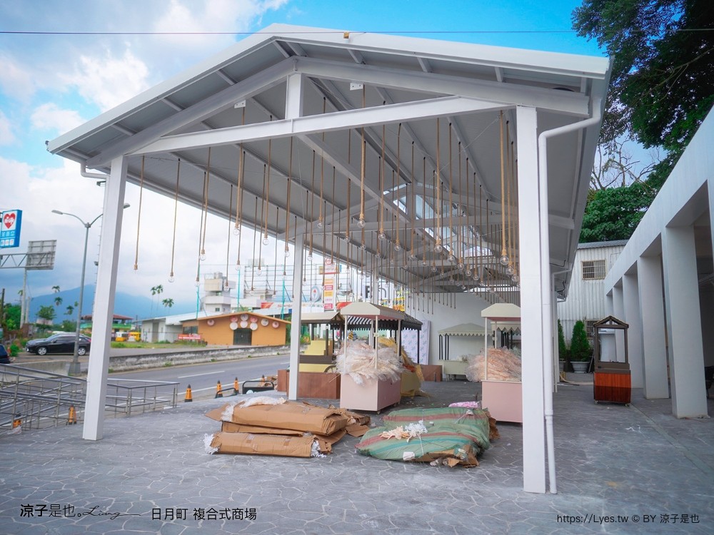 日月町複合式商場 埔里景點 南投休息站 日本蔦屋書店 日月潭景點 休息站 南投全新地標 新景點 浮拉格 地址 hizuki town