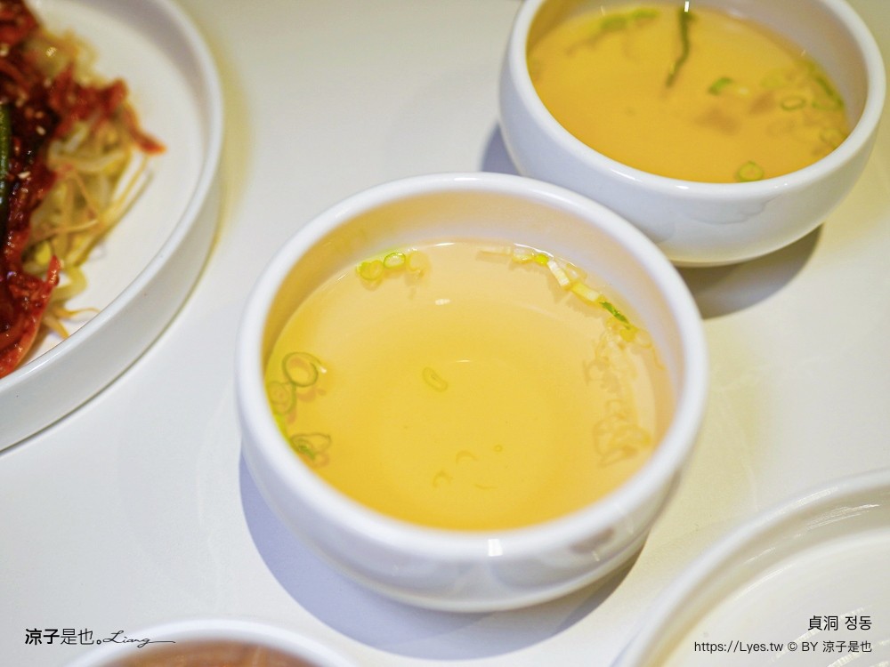 貞洞 菜單 台中韓式料理 韓國人 逢甲夜市美食 豬肉湯飯 海鮮煎餅 馬鈴薯燉排骨湯、辣炒魷魚 醃烤豬肉