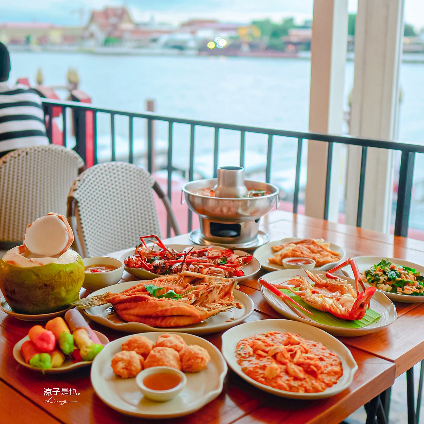  Savoey Tha Maharaj 上味泰餐館 菜單 曼谷泰式餐廳 泰國景觀餐廳 昭披耶河 河畔餐廳推薦 必吃必點 曼谷自由行