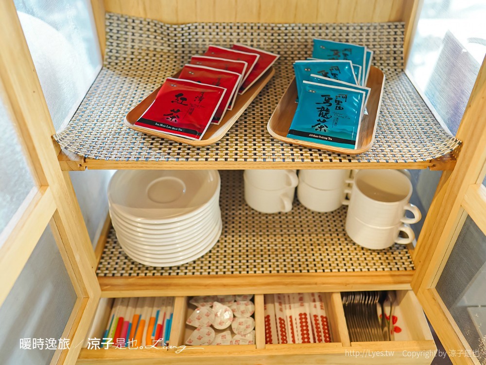 暖時逸旅 早餐 台南住宿 文青復古 國華街 赤嵌樓 永樂市場 台南親子飯店 Somer Hotel 三人房房型 房價