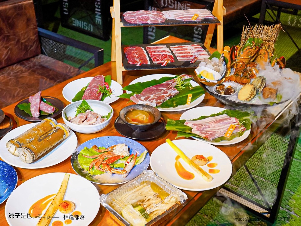 相逢部落 南投豪華露營 價位 懶人露營 一泊三食 調酒無限暢飲 和牛燒肉 龍蝦火鍋 訂房 評價