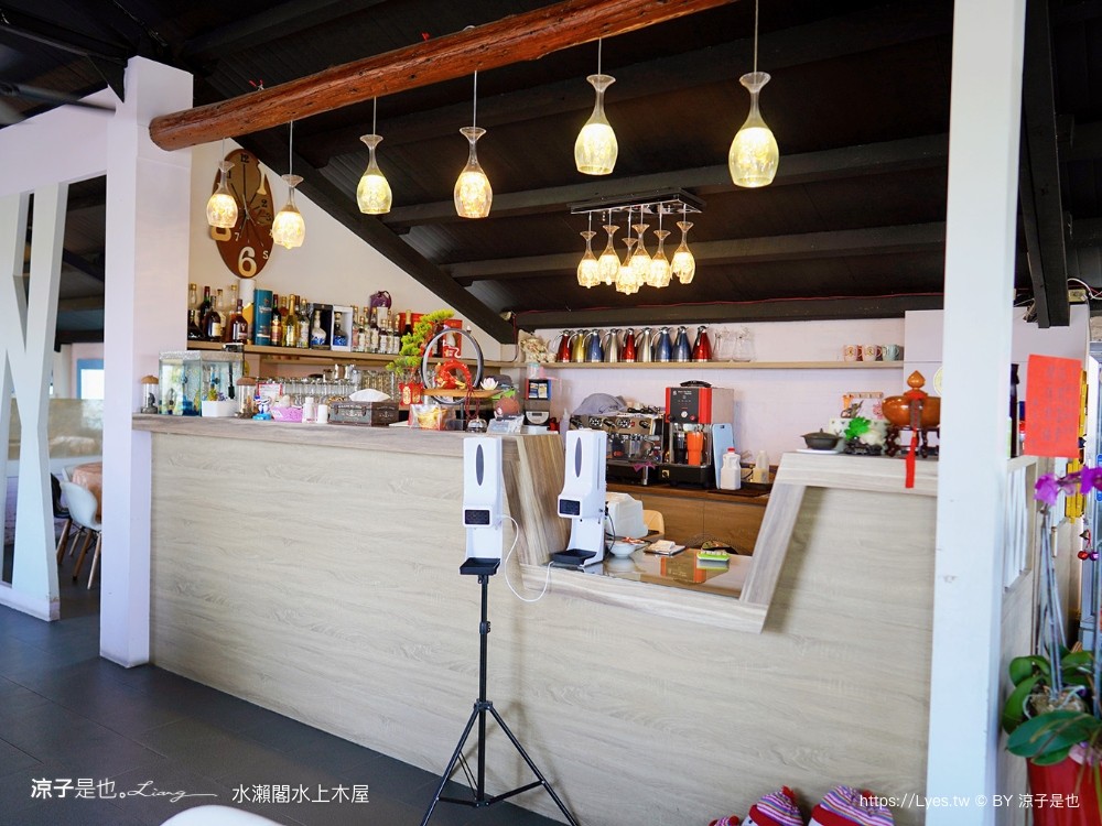 水瀨閣 菜單 台南景點 水上木屋景觀餐廳 峇里島風 海鮮餐廳 親子 沙坑 餵魚 下午茶